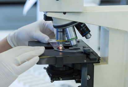 Îmbunătățiți precizia microscopică cu uleiul de oglindă cu ulei premium al lui Babio